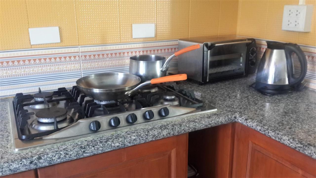 Butterfly Garden Boutique Residences Large Luxury Apts And Villas A Lifetsyle Destination By Neang, Everything You Need All Right Here 1-3 Bedrooms 110 To 190 Sq Mtrs, 2 Full Bathrooms, Rain Shower, Spa Bath, Bbq, Free Wifi, Staff 24-7, Close To Beac Pattaja Kültér fotó