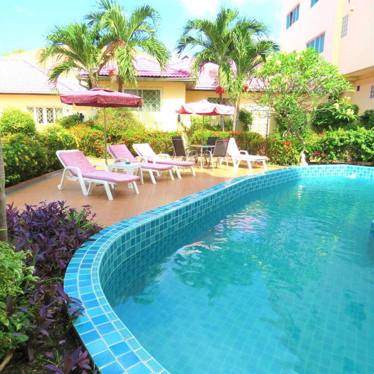 Butterfly Garden Boutique Residences Large Luxury Apts And Villas A Lifetsyle Destination By Neang, Everything You Need All Right Here 1-3 Bedrooms 110 To 190 Sq Mtrs, 2 Full Bathrooms, Rain Shower, Spa Bath, Bbq, Free Wifi, Staff 24-7, Close To Beac Pattaja Kültér fotó