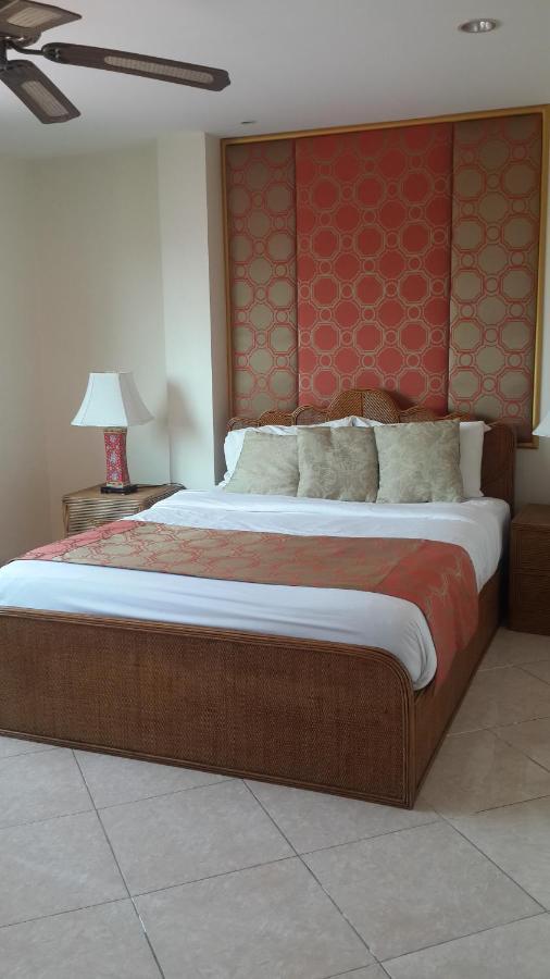 Butterfly Garden Boutique Residences Large Luxury Apts And Villas A Lifetsyle Destination By Neang, Everything You Need All Right Here 1-3 Bedrooms 110 To 190 Sq Mtrs, 2 Full Bathrooms, Rain Shower, Spa Bath, Bbq, Free Wifi, Staff 24-7, Close To Beac Pattaja Kültér fotó